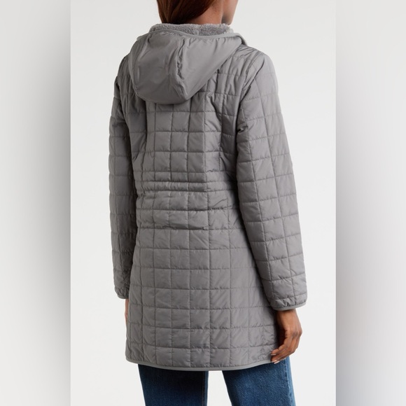 The North Face Junction Insulated Parka - Picture 2 of 16